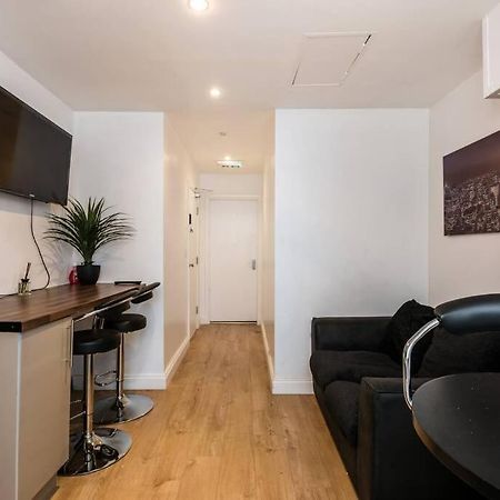 Liverpool City Centre - Fabulous 3 En-Suite Bedrooms - Sleeps 10 People Экстерьер фото