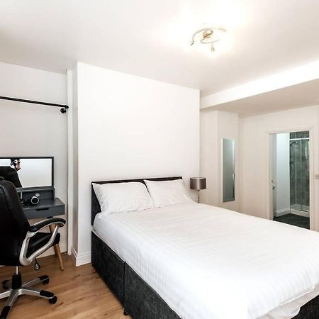 Liverpool City Centre - Fabulous 3 En-Suite Bedrooms - Sleeps 10 People Экстерьер фото