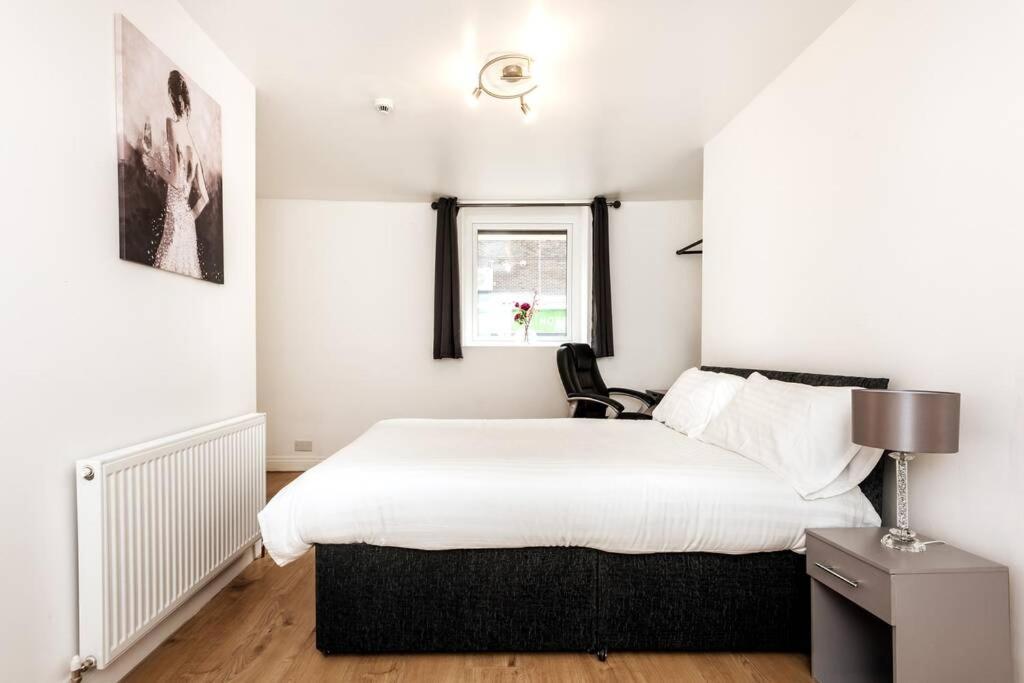 Liverpool City Centre - Fabulous 3 En-Suite Bedrooms - Sleeps 10 People Экстерьер фото