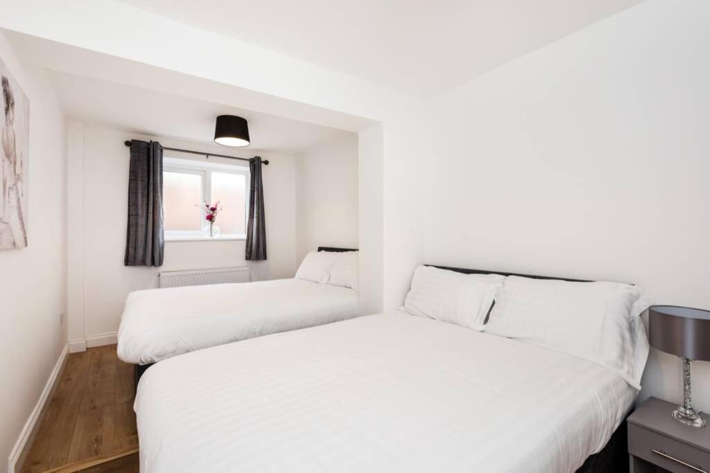 Liverpool City Centre - Fabulous 3 En-Suite Bedrooms - Sleeps 10 People Экстерьер фото